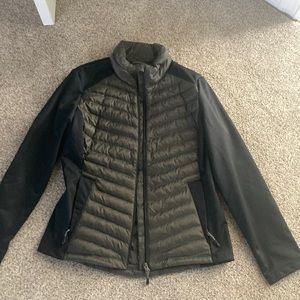 32degree heat lightweight jacket. Size M